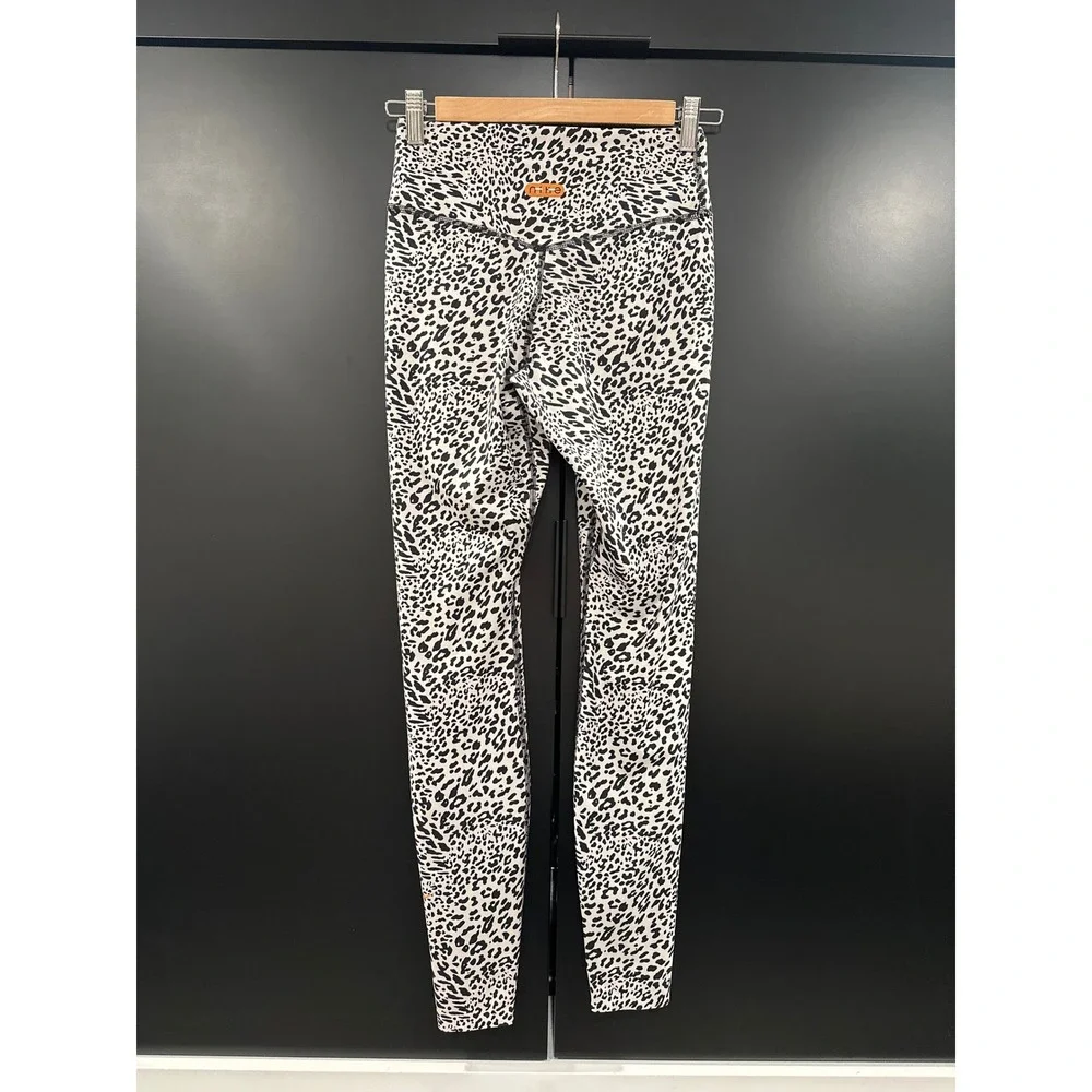 Nike Dri-FIT‎ One-Luxe Women Leopard Print High Waisted Leggings Small